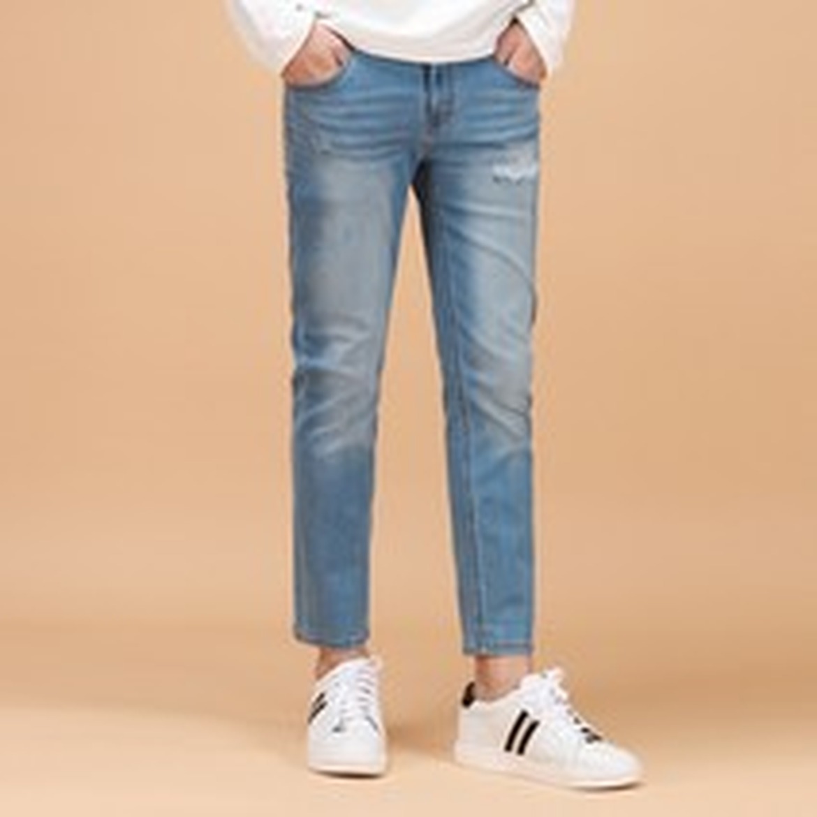 Black Eagle 스판 데님 팬츠, 실용성과 스타일을 겸비한 선택