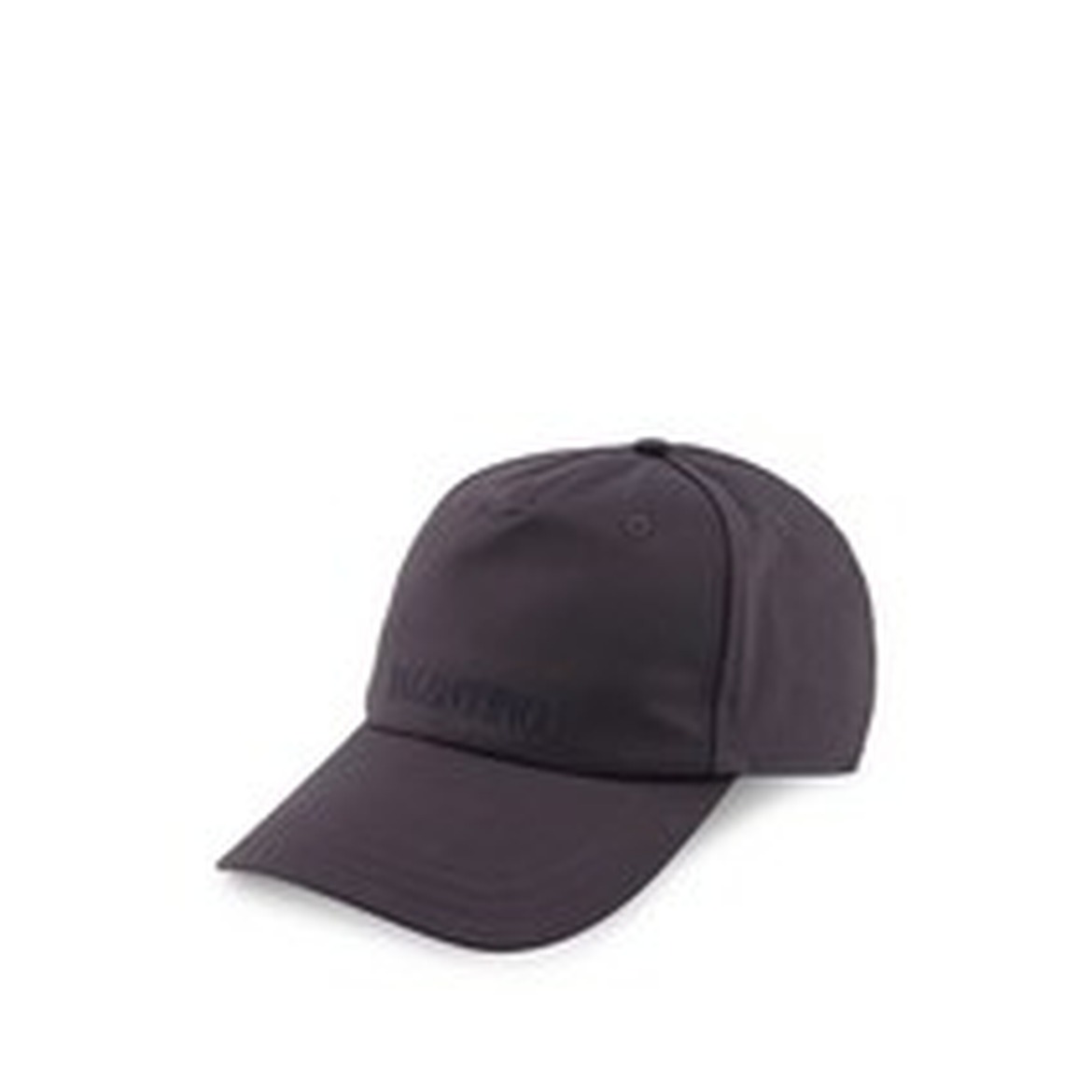 발렌티노 가라바니 메모리 테크노 베이스볼 캡의 스타일 변화형