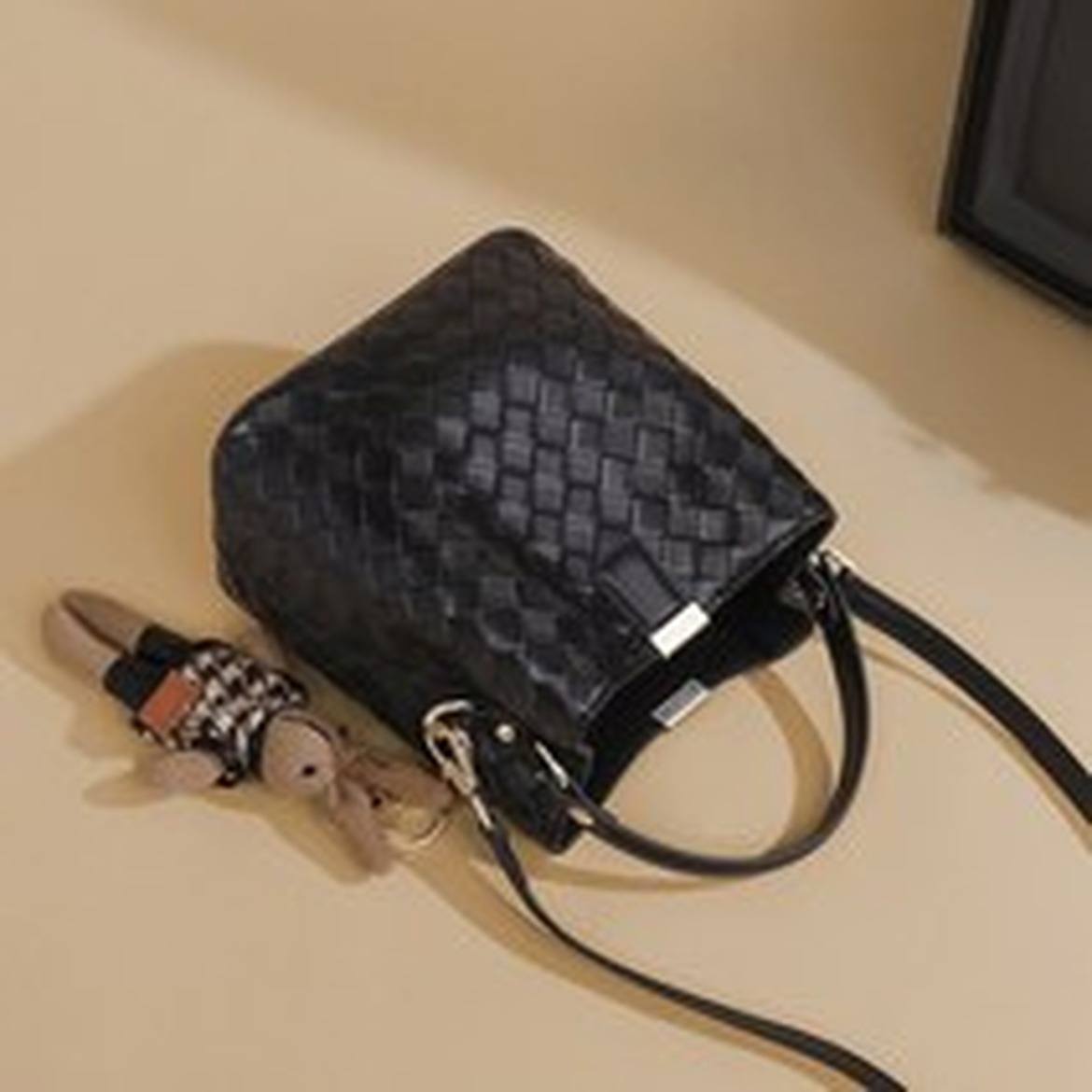 오벨 가죽 여성 캐주얼 미니멀 숄더백