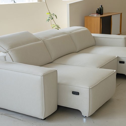 쏘랩 전동 리클라이너, 무빙 슬라이드로 편안함을 더하다