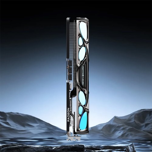 그라바스타 머큐리 노바 RX 9070 XT 16GB 그래픽카드의 내구성과 성능이 돋보이는 작업 환경