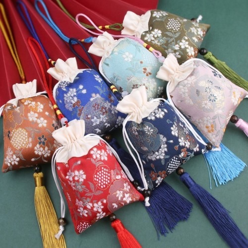 전통 고풍스런 노리개 복주머니 5가지 색상 | 실속 있는 선택 포인트 정리