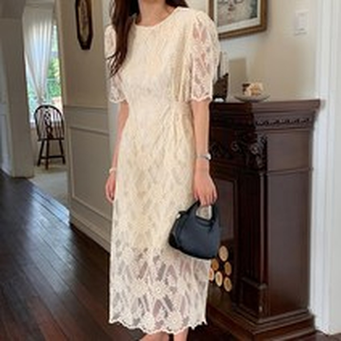 비비에모 럭셔리 우아 퀸즈 레이스 자수 원피스의 실사용 후기