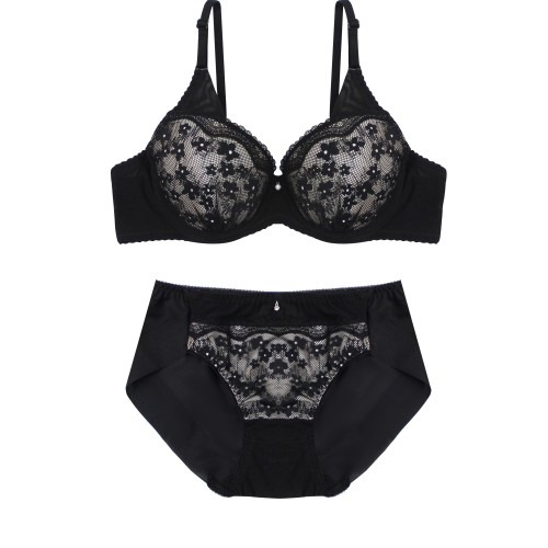 워너비롤 & 앤미 풀커버 레이스 볼륨 몰드 브라 팬티 세트 후기 | 편안함과 스타일을 모두 잡다