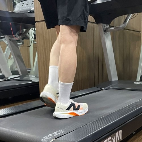 중족골 패드로 완벽한 지간신경종 관리