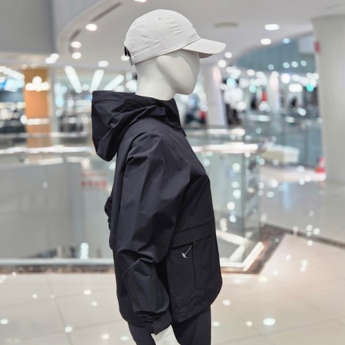 봄철 등산 준비, 아이더 여성 등산 자켓 필수 포인트