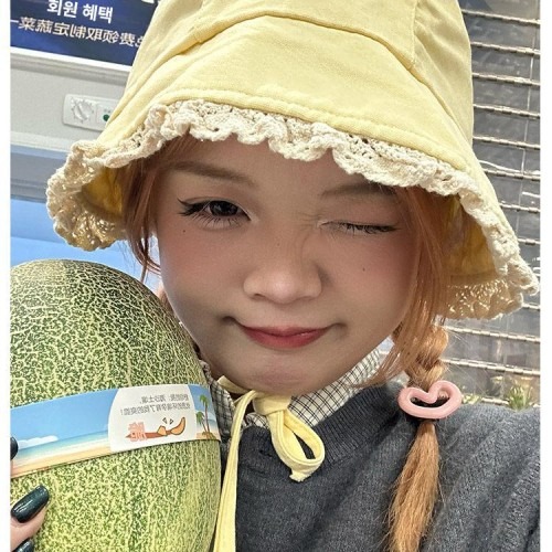 여름 휴양지에서 쾌적한 레이스 모자 선택 기준