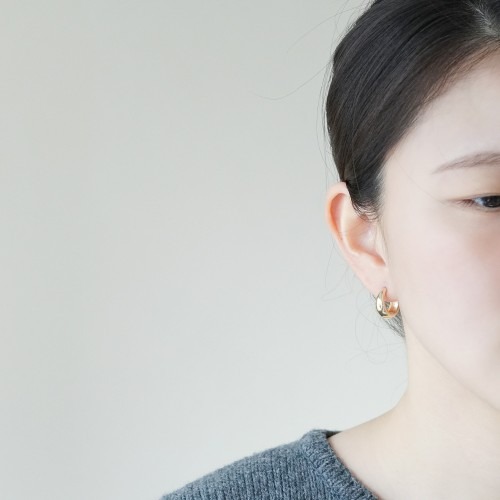 귀걸이 선택 전 확인해야 할 물방울 원터치 링의 특징과 장단점