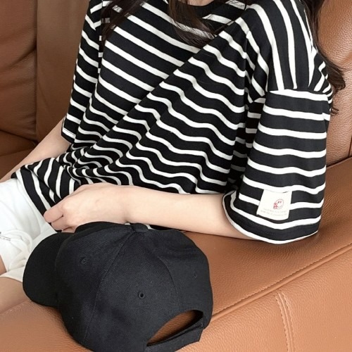 여성 여름 반팔티 후기 | 스트라이프 배색으로 스타일 살리기
