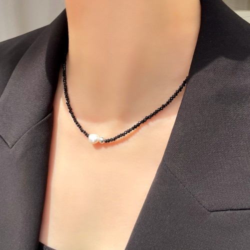 실버925 못난이 진주 목걸이, 독특한 매력의 블랙스피넬 포인트