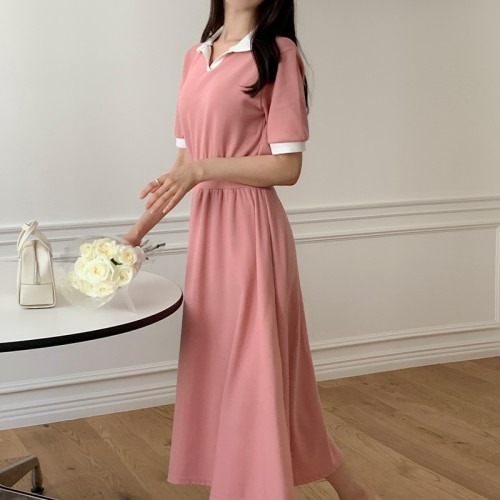 배색 카라 플레어 롱 반팔 원피스 고급스러움과 편안함의 조화