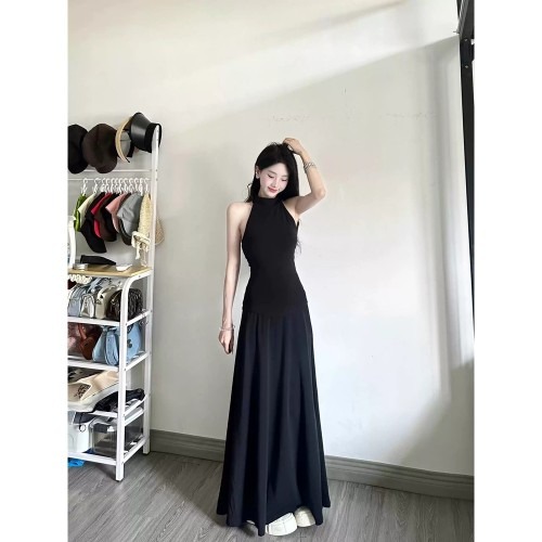 홀터넥 원피스 선택 시 체크포인트와 채수빈 스타일 비교