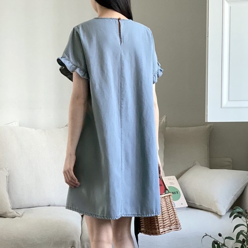 청량한 여름, 데님 프릴 미니원피스의 매력
