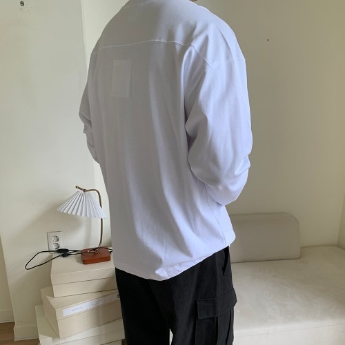 남자 흰티 고민 해결: 어깨 넓어 보이는 USA LAINE 긴팔티 체크 포인트