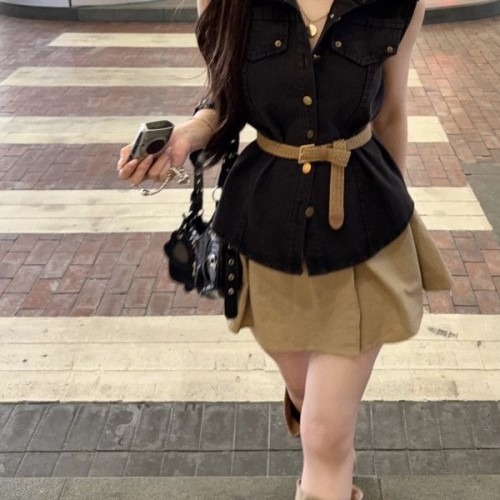 여성 여름 민소매 조끼로 완성하는 시원한 캐주얼룩