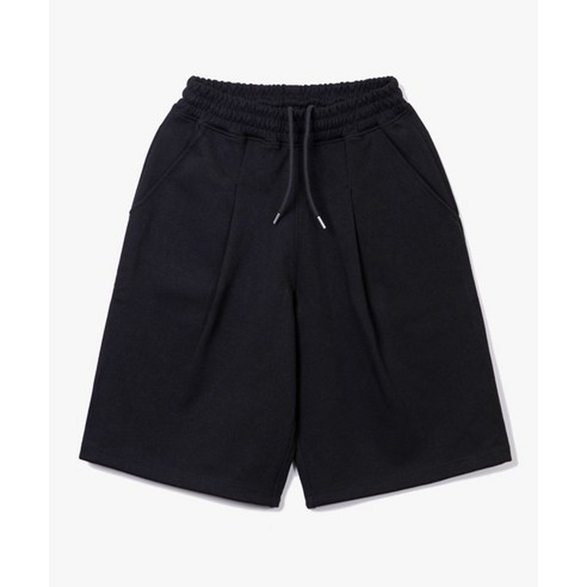 XERO Deep One Tuck 스웨트 숏 블랙, 편안함의 완벽한 선택