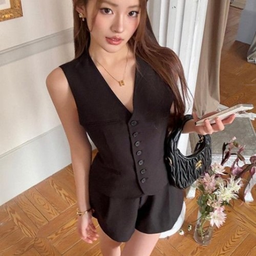 여성 모던 클래식 슬림핏 모달 브이넥 싱글버튼 정장 조끼 베스트 코디 | 활용도 높은 스타일링