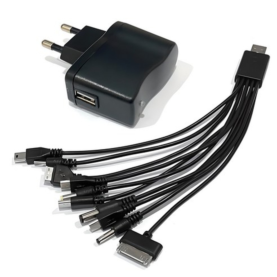 충전케이블 선택 시 주의할 점과 벤션 USB ADC 3.5mm 충전케이블 CEX의 특징